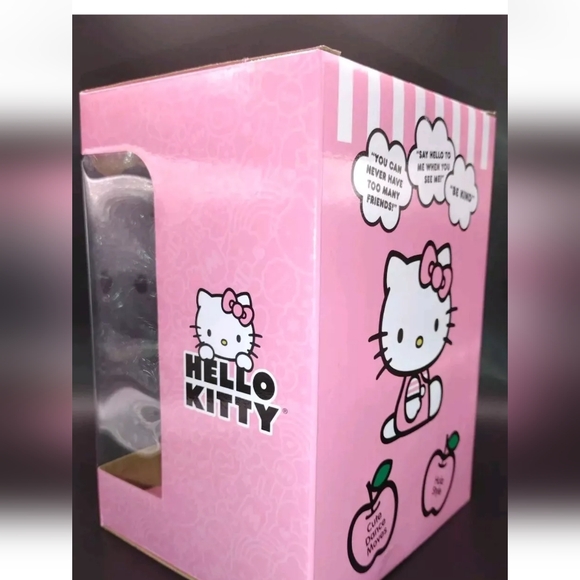 Hello Kitty Hula Dancing Figure Battery Operated Hawaiian Luau NIB - Picture 4 of 6